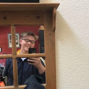 Meet your Posher, Dylan